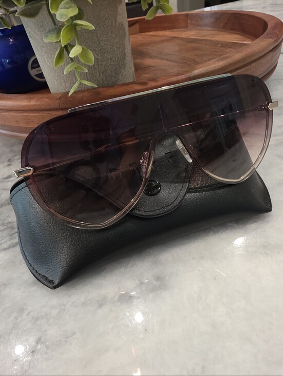 NWT DIFF Imani Womens Sunglasses, Gold Metal Frame, Brown Gradient Lenses